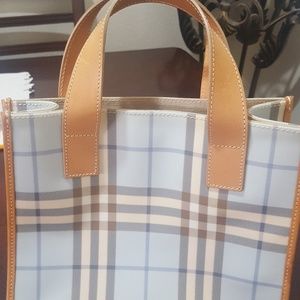Medium Burberry bag